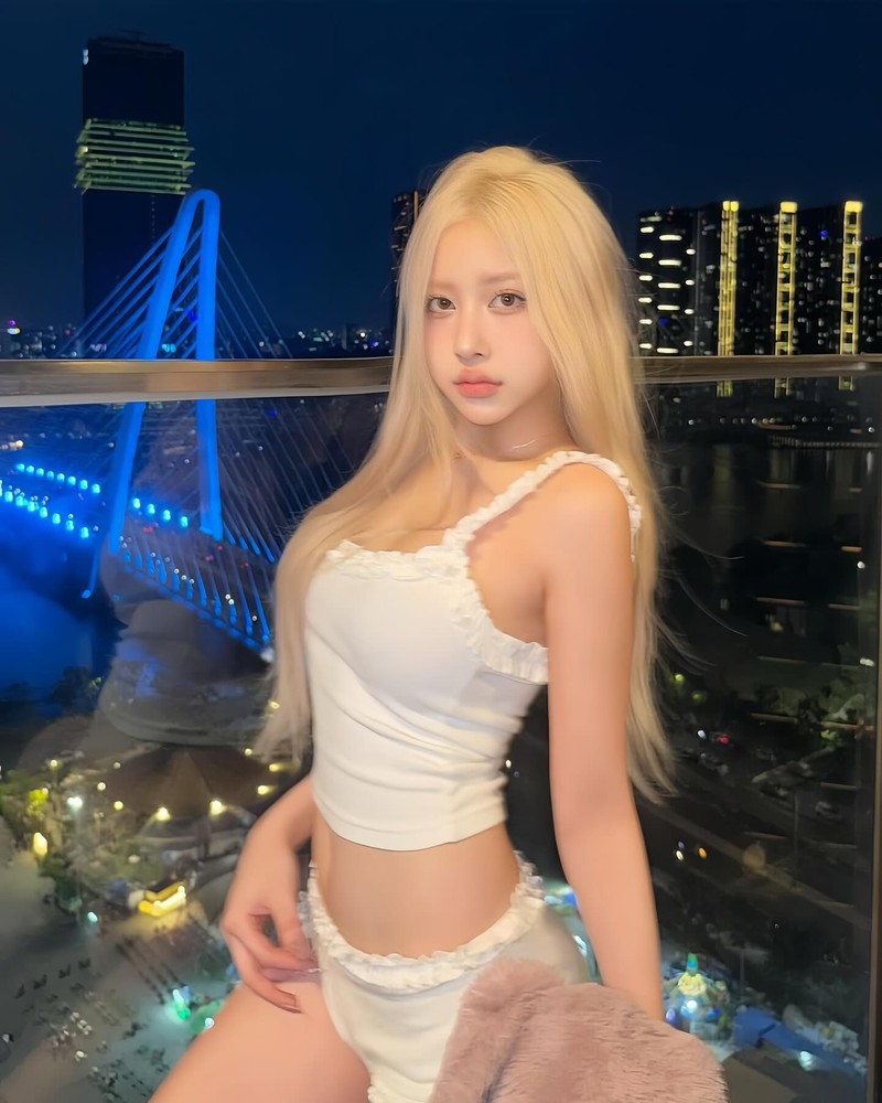 Hoi hot girl ru nhau mac do ngu be xiu khoe dang cuc pham-Hinh-9