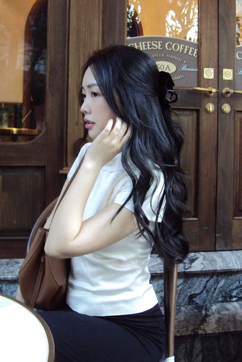 Loat nang WAGs Viet so huu ve dep “gai mot con mon con mat“-Hinh-8