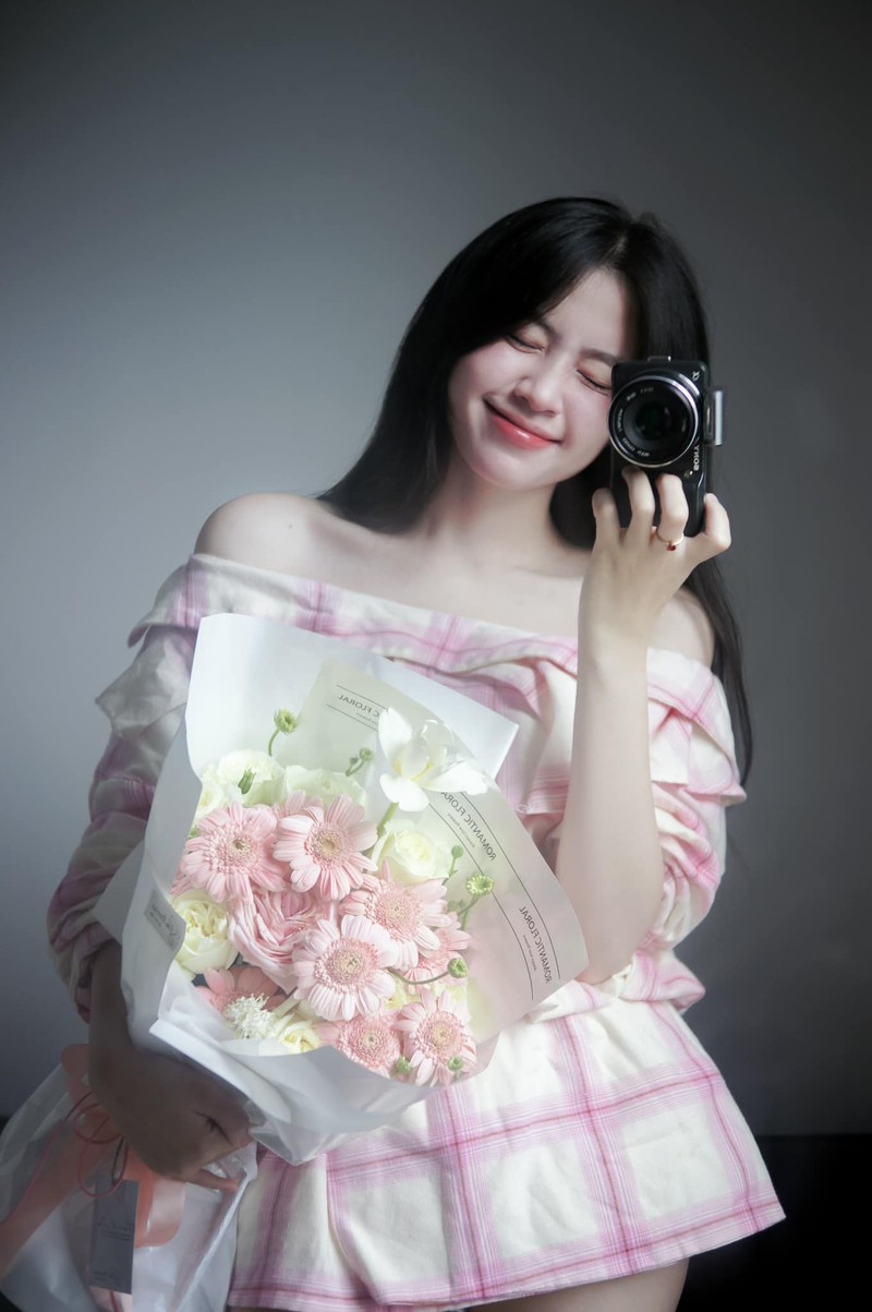 “Hot girl dat vo” don tim nguoi doi dien voi nu cuoi toa nang-Hinh-2