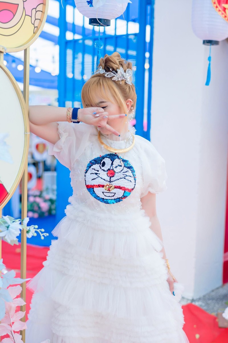Dam cuoi viral coi mang vi co dau chu re mac ao dai Doremon-Hinh-10