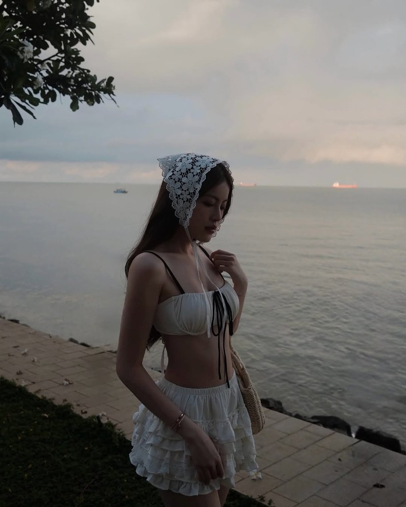 Hot girl Tang My Han khoe eo thon cuc pham trong loat anh moi-Hinh-2