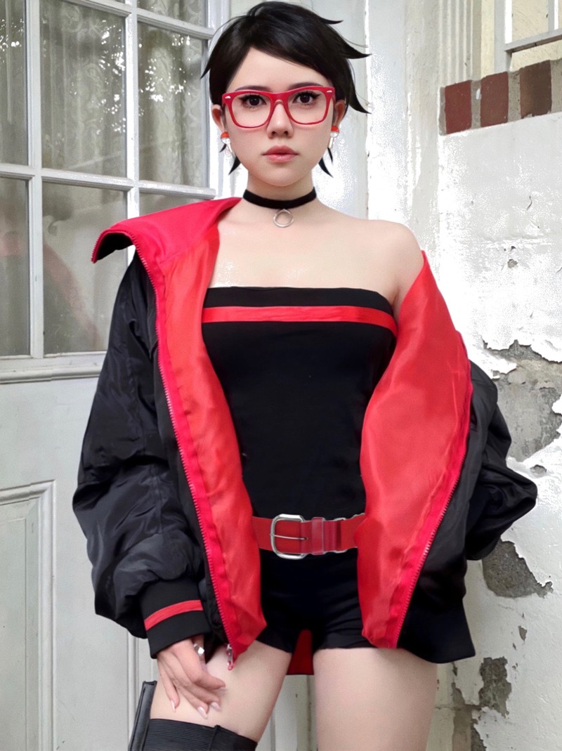 Nu coser gay an tuong manh voi nhung man hoa than cuc dinh