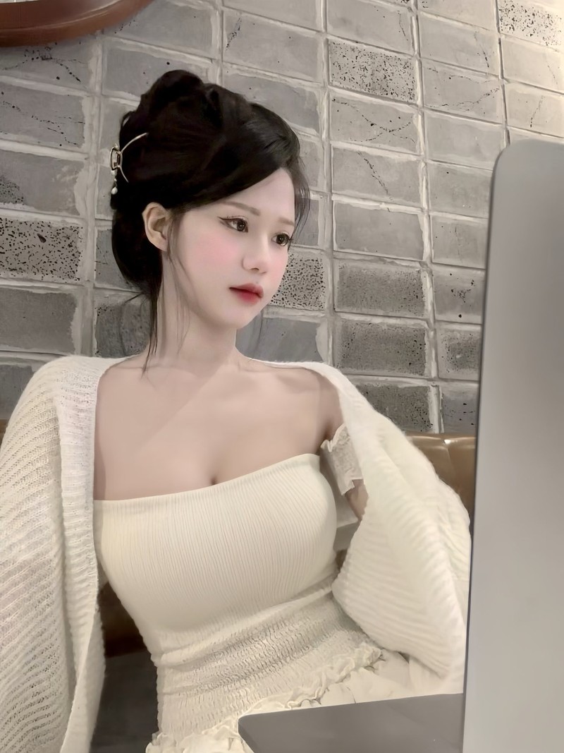 Hoa than thanh my nhan co trang, nu coser khien fan kho roi mat-Hinh-6