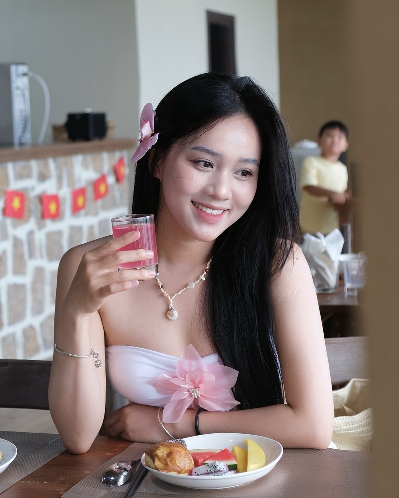 Ban gai tien dao Nham Manh Dung dien bikini khoe dang cuc nuot-Hinh-7