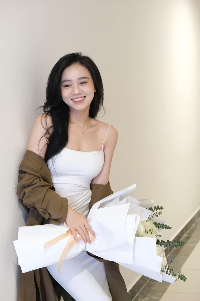 Ban gai tien dao Nham Manh Dung dien bikini khoe dang cuc nuot-Hinh-9
