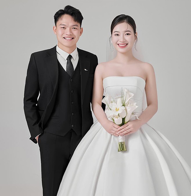 Ho Van Cuong lam dam cuoi, nhan sac co dau khien fan xuyt xoa-Hinh-8