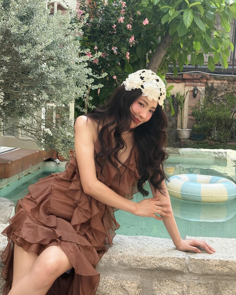“Nang tho man anh” Minh Trang khoe ve dep ngot ngao ngam la yeu-Hinh-4