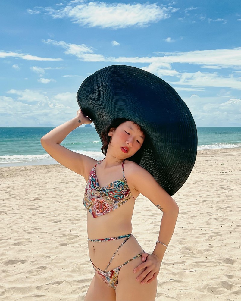 Trang Hy dien bikini khoe than hinh tron tria van cuc cuon hut-Hinh-5