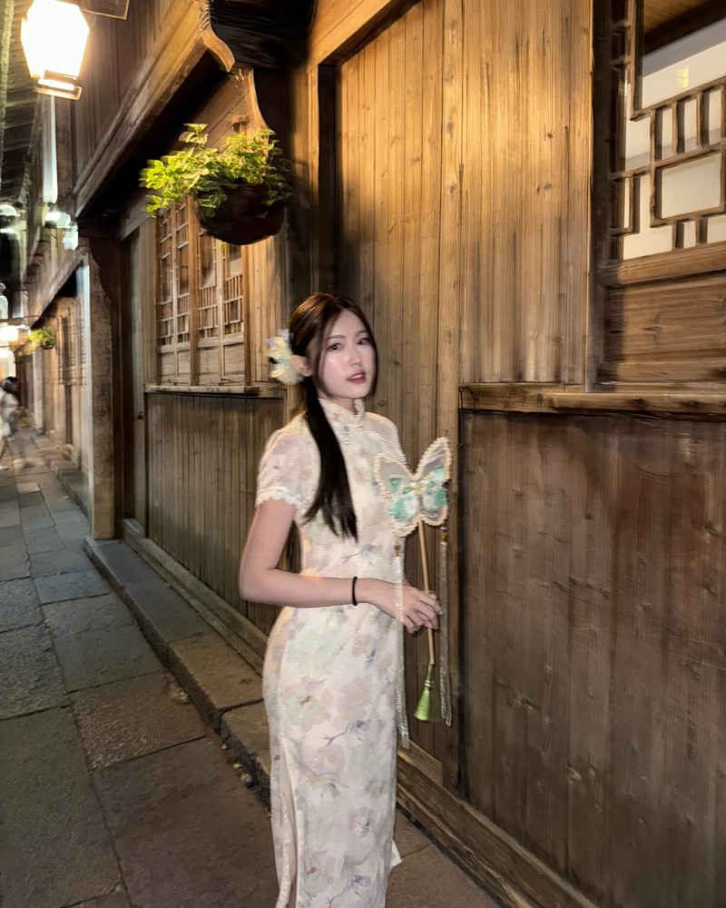 Ban gai HIEUTHUHAI dien suon xam, hoa my nhan Hong Kong-Hinh-6