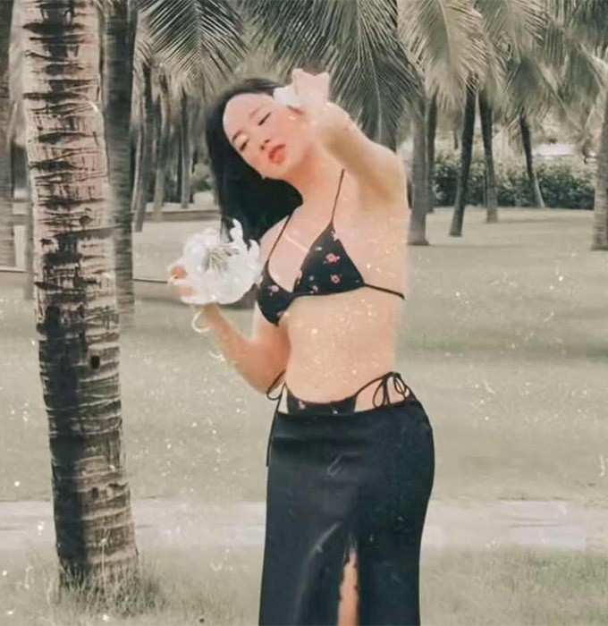 Tinh cu hot boy tuyen Viet Nam di bien khoe giao dien boc lua-Hinh-9