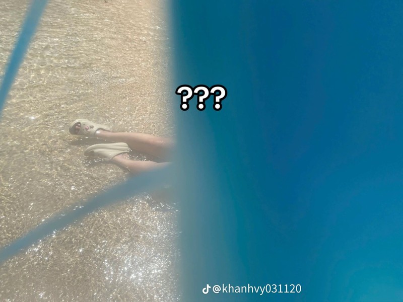 Dien bikini di bien, co gai nho ban trai chup anh va cai ket-Hinh-6