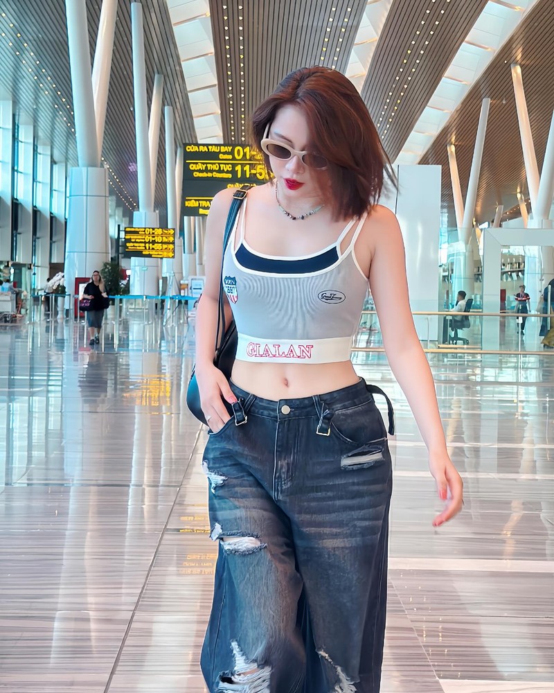 Viet Phuong Thoa khoe sac ngot ngao ben hoa phuong doi A1 lich su-Hinh-9