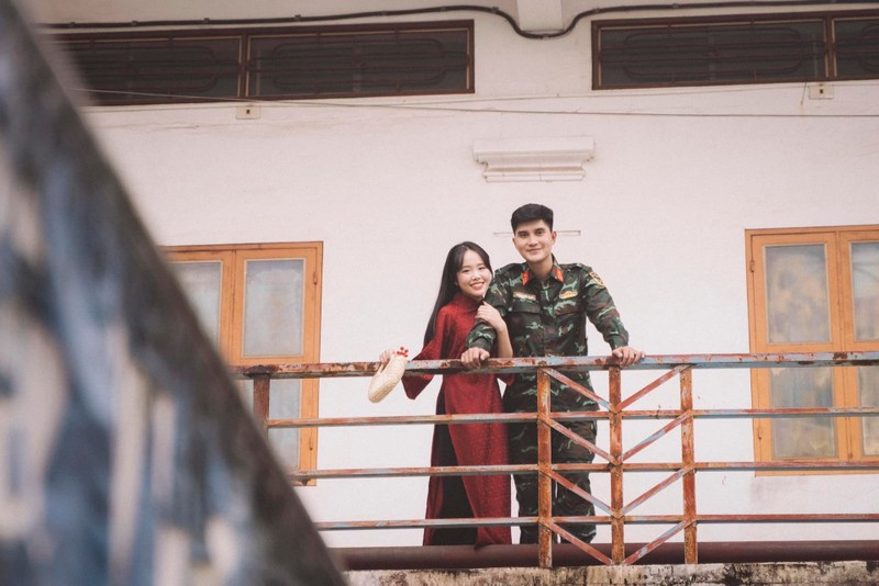 Nam quan nhan Viet bat tay Tong thong Nga tao khoanh khac “de doi“-Hinh-6