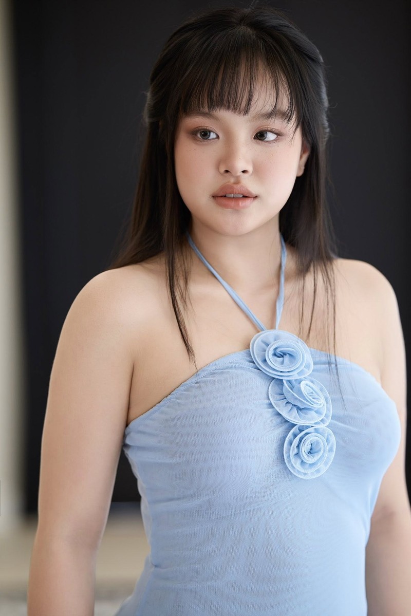 Con gai Thuy Hanh lot xac tuoi 18, ra dang tieu thu dai cac-Hinh-5