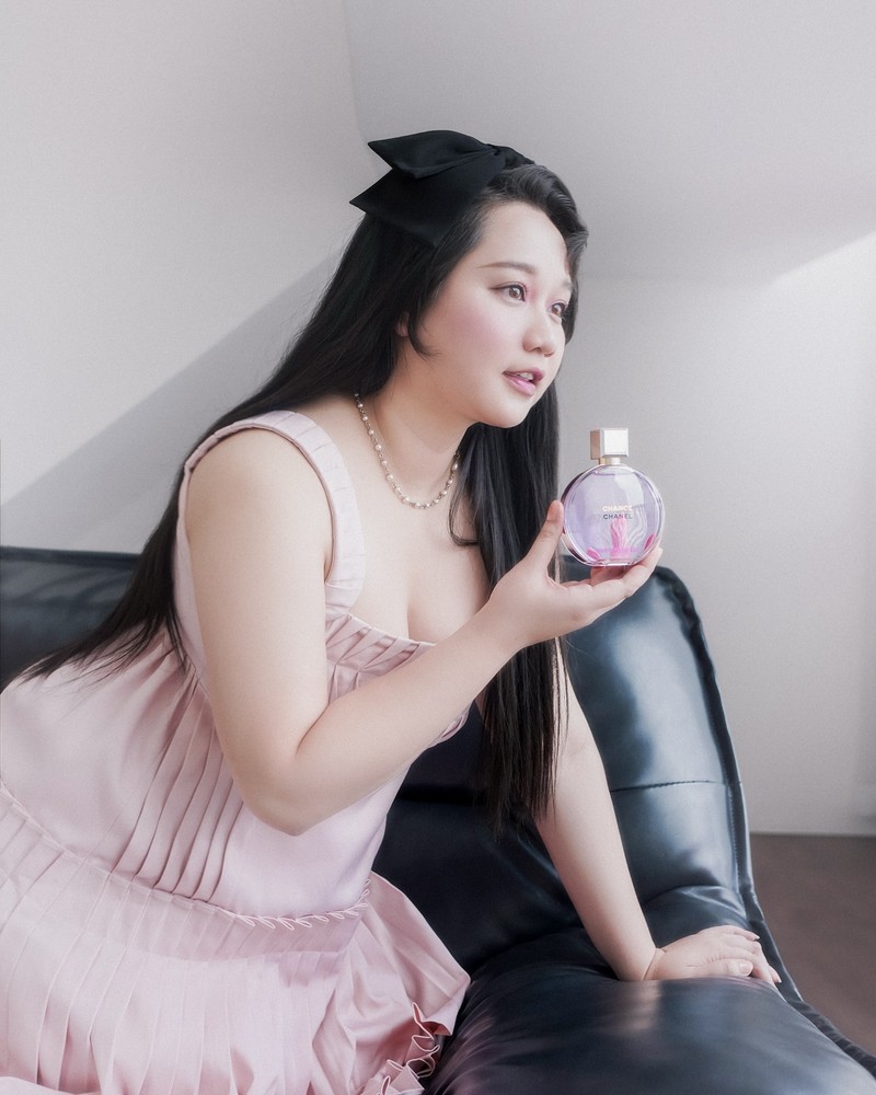 Truc Anh tu tin khoe voc dang mum mim voi giao dien huong phan-Hinh-3