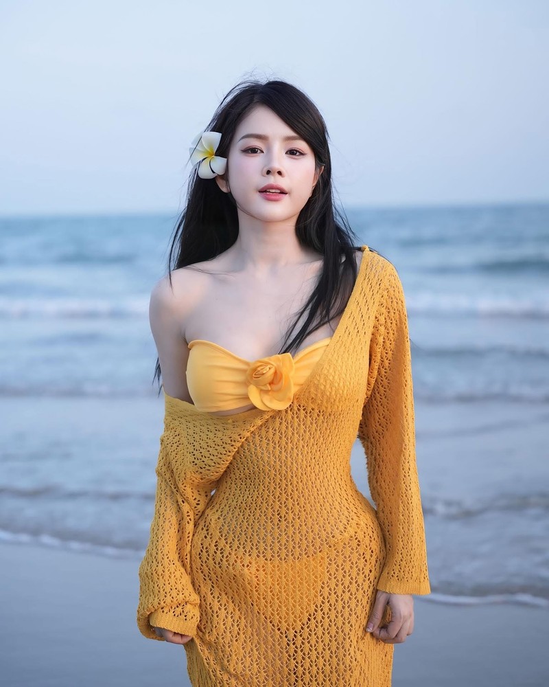 DJ Mie “don tim” fan voi outfit mau keo ngot nhu nu sinh-Hinh-9