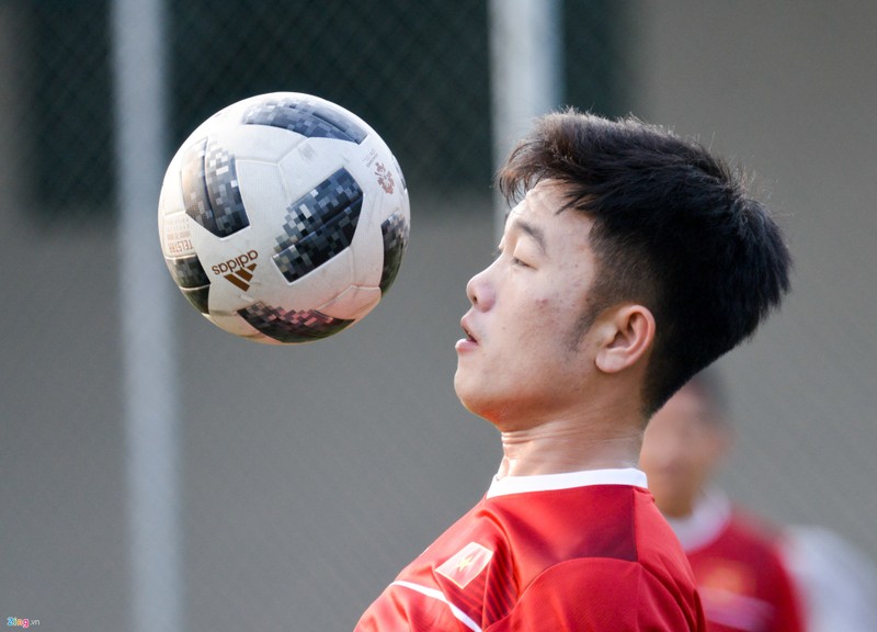 Olympic Viet Nam phai tap o san da phui truoc tran ra quan tai ASIAD-Hinh-9