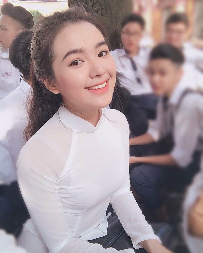 Loat anh chi can dien ao dai, con gai hoa my nhan-Hinh-5