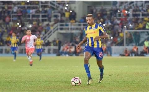 Quyet dau Viet Nam, Malaysia trieu tap cau thu chau Phi cho AFF Suzuki Cup 2018