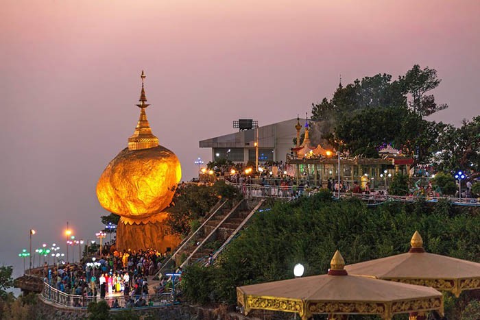 Hon da thieng bang vang o Myanmar va bi mat an chua ben trong-Hinh-7