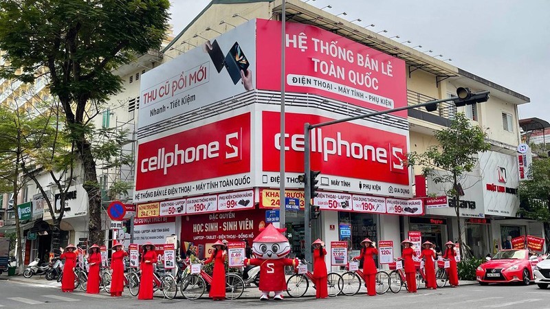 CellphoneS: No khung, hang ton kho chat dong gay rui ro mat gia?