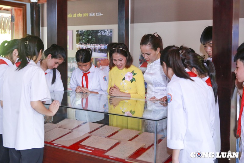 Sap khanh thanh Di tich lich su quoc gia Truong day lam bao Huynh Thuc Khang-Hinh-16