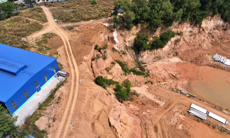 Tiềm ẩn nhiều rủi ro khi để khách hàng vào ở tại Dự án Green Valley City (Kỳ 4) - Hình 4 Tiem an nhieu rui ro khi de khach hang vao o tai Du an Green Valley City (Ky 4)-Hinh-4