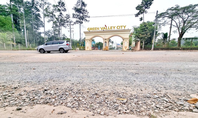Tiềm ẩn nhiều rủi ro khi để khách hàng vào ở tại Dự án Green Valley City (Kỳ 4) Tiem an nhieu rui ro khi de khach hang vao o tai Du an Green Valley City (Ky 4)