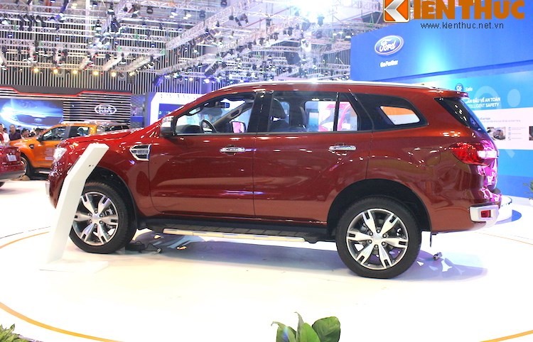 Co hoi nao cho Ford Everest 2016 gia 