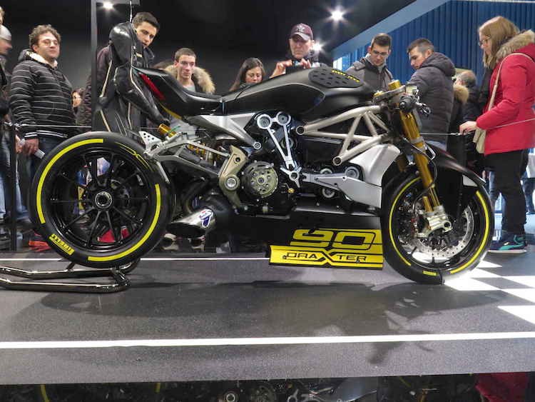 Vua ra mat Ducati XDiavel da co ban do 