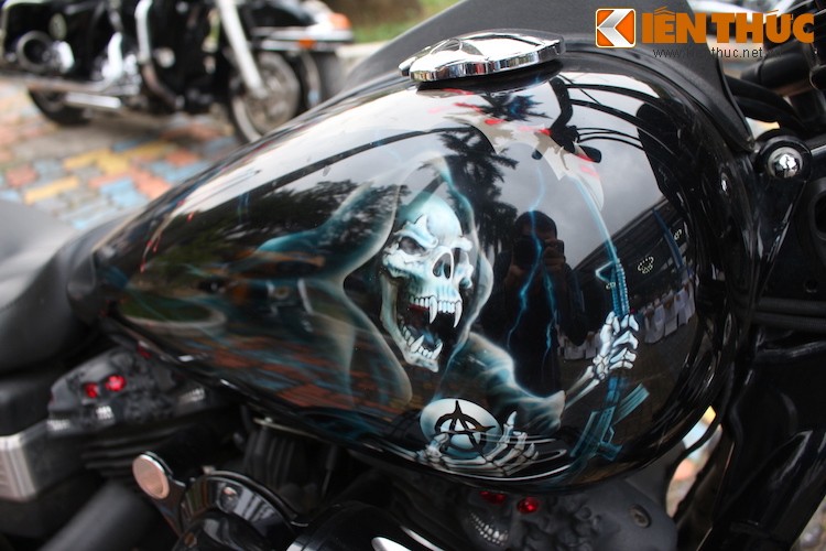 Harley Dyna Street Bob phong cach S.O.A “sieu doc” tai VN-Hinh-8