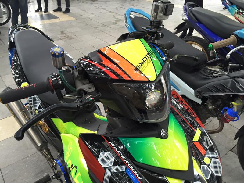 Yamaha Exciter 150 len do choi “doc” cua biker Ha Noi-Hinh-3