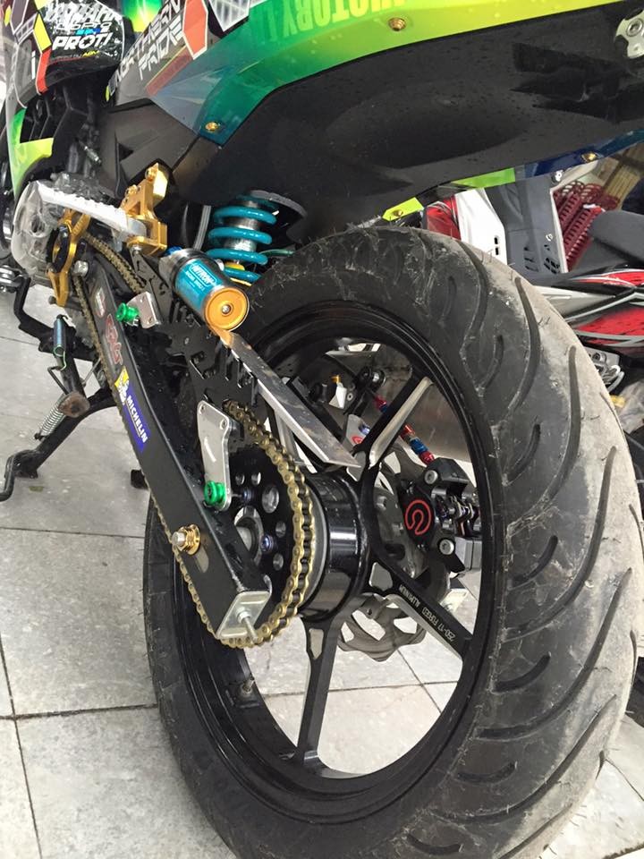 Yamaha Exciter 150 len do choi “doc” cua biker Ha Noi-Hinh-6