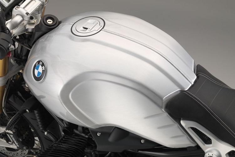 BMW R nine T ra mat ban dac biet cafe racer Sport-Hinh-4