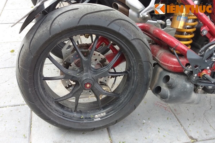 Ducati Monster do Cafe Racer “hang doc” tai Ha Noi-Hinh-11