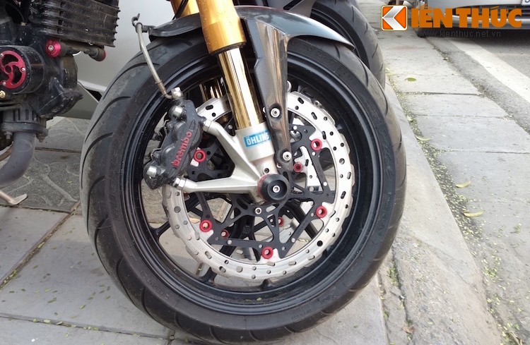 Ducati Monster do Cafe Racer “hang doc” tai Ha Noi-Hinh-4
