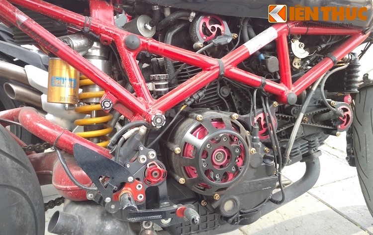 Ducati Monster do Cafe Racer “hang doc” tai Ha Noi-Hinh-8