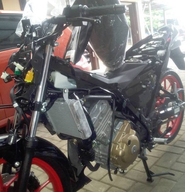 Soi chi tiet Suzuki Satria FU150 the he moi gia 36 trieu-Hinh-7