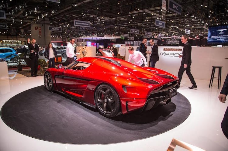 Hang khung Koenigsegg Regera la 