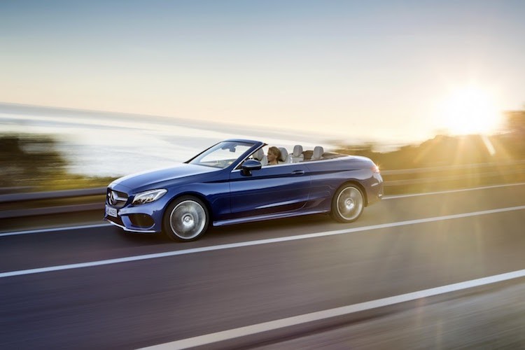 Mercedes ra mat xe mui tran gia re C-Class Convertible-Hinh-6