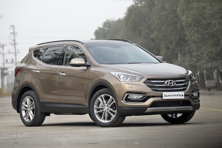 Hyundai SantaFe giam gia ca tram trieu dong tai VN-Hinh-2