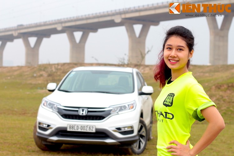 Teen Ha thanh the thao, ca tinh cung Honda CR-V