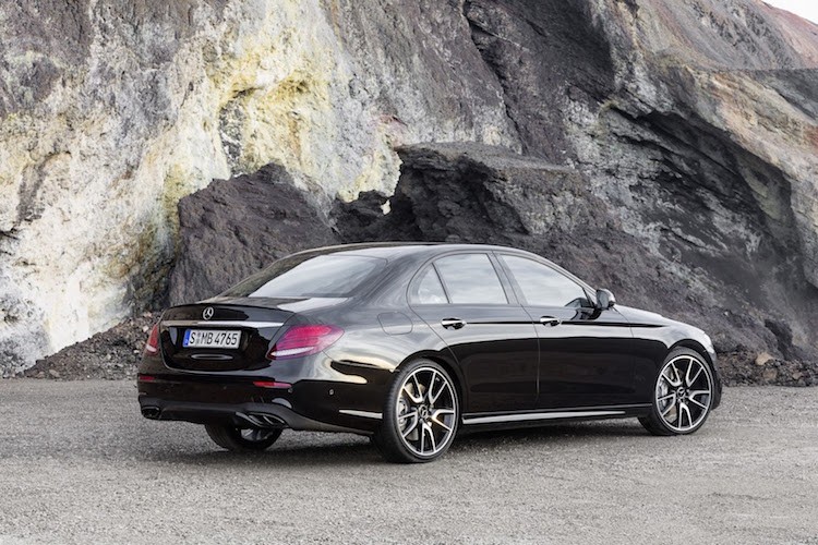 Mercedes E-Class co ban the thao gia re E43 AMG-Hinh-3