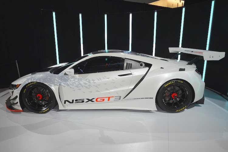 Sieu xe Acura NSX co ban dua GT3 cuc 