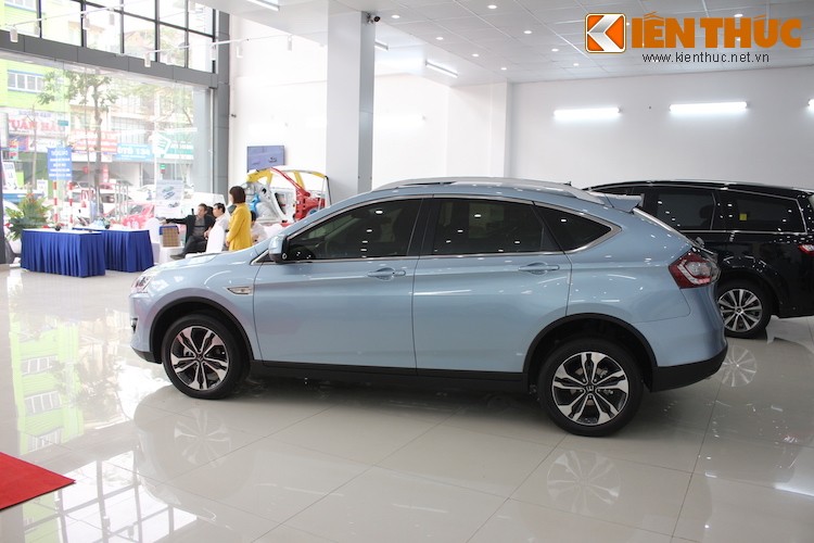 Xe Dai Loan Luxgen U6 co gi de “dau” Honda CR-V tai VN?-Hinh-4