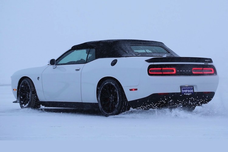 Cat mui, Dodge Challenger Hellcat 