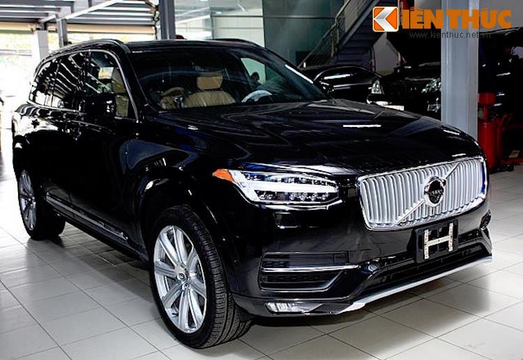 Can canh SUV Volvo XC90 gia hon 3 ty tai Ha Noi