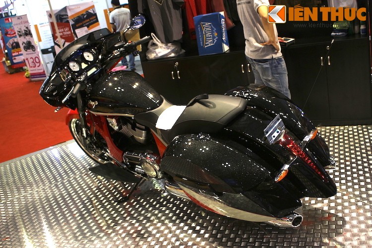 Sieu moto Victory Magnum bagger gia hon 1 ty tai VN-Hinh-10