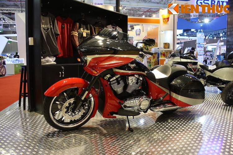 Sieu moto Victory Magnum bagger gia hon 1 ty tai VN-Hinh-2