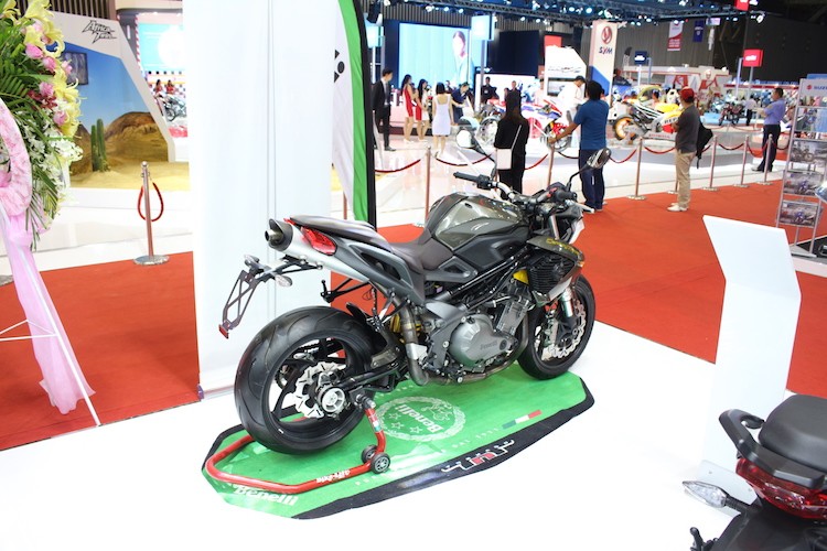 “Thuoc no hang nang” Benelli Century Racer 1130 tai VN-Hinh-12